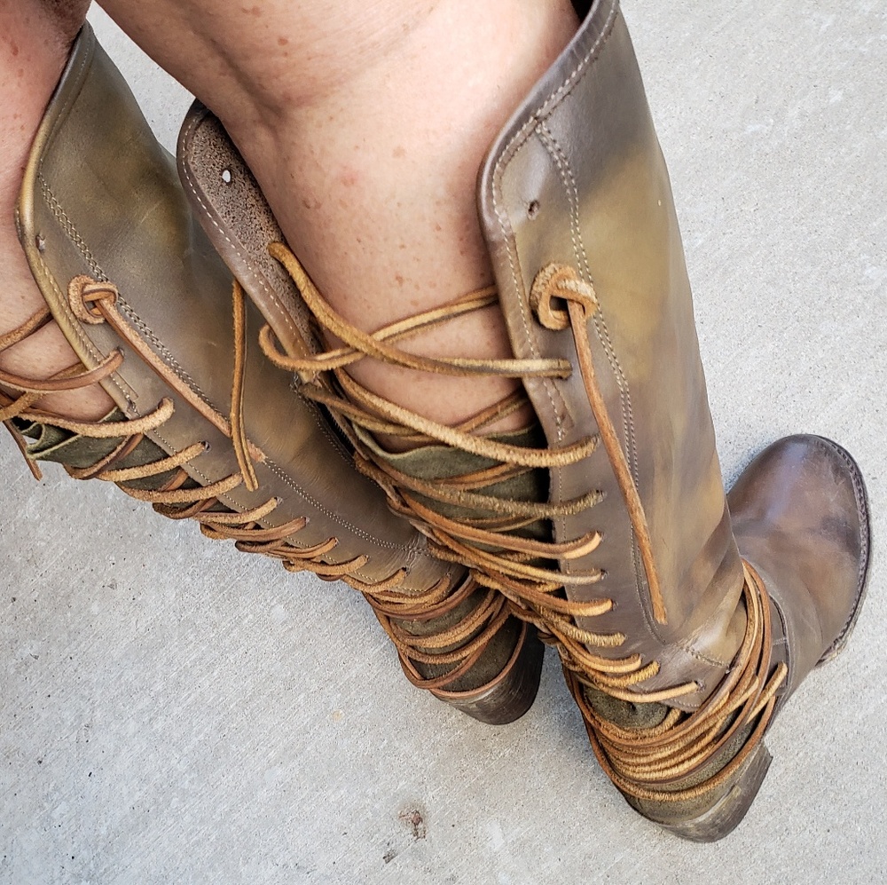 Freebird Coal Olive Limited Edition 8 NIB Fit is 7